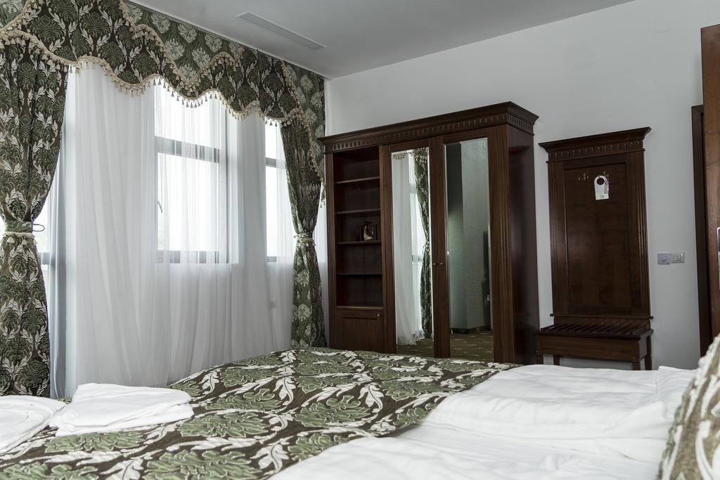 Pik Elegance Hotell Ploieşti Rom bilde