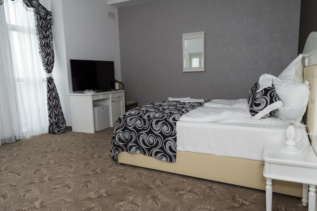Pik Elegance Hotell Ploieşti Rom bilde