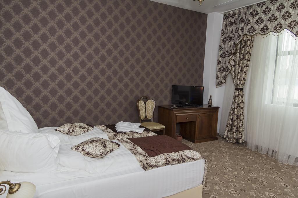 Pik Elegance Hotell Ploieşti Rom bilde