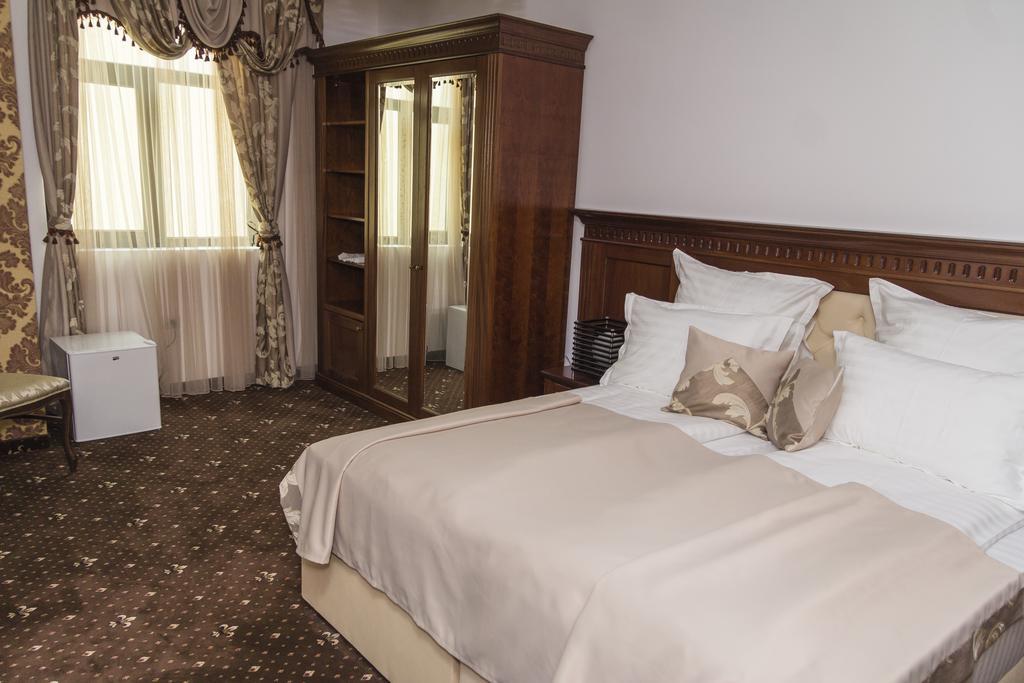 Pik Elegance Hotell Ploieşti Rom bilde