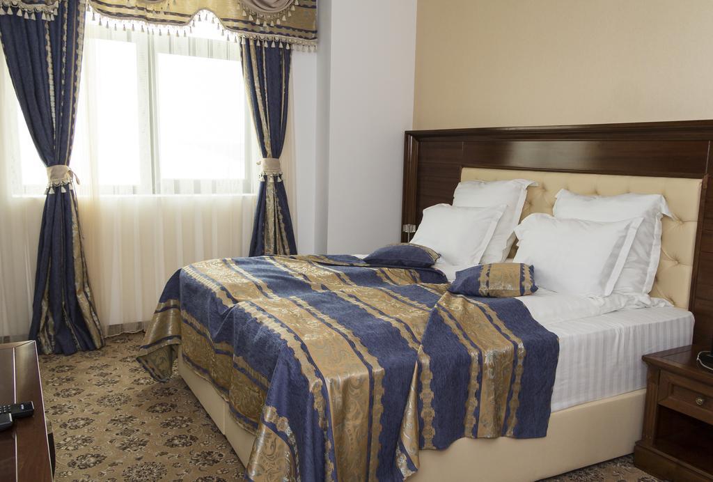 Pik Elegance Hotell Ploieşti Rom bilde