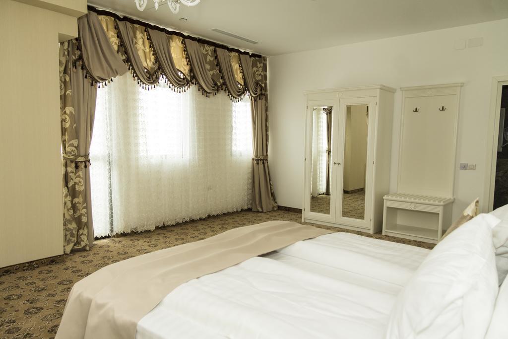 Pik Elegance Hotell Ploieşti Rom bilde