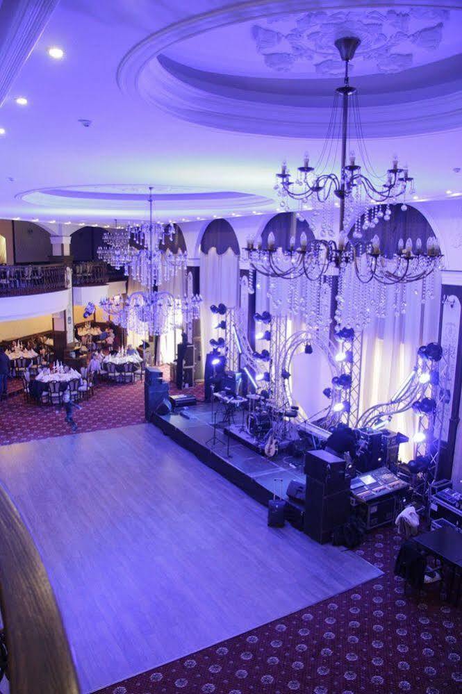 Pik Elegance Hotell Ploieşti Eksteriør bilde