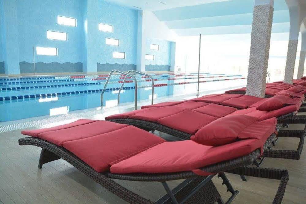 Pik Elegance Hotell Ploieşti Eksteriør bilde